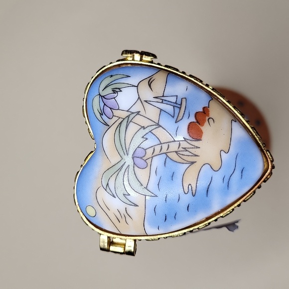 Porcelain Stamp Holder - Picture 4 of 8